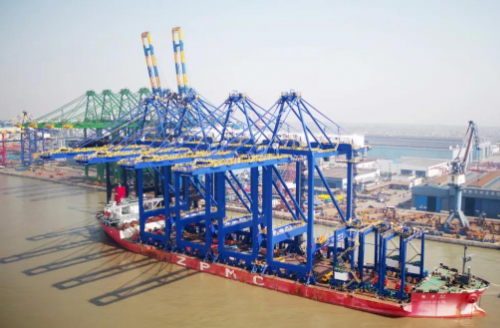 ZPMC海南洋浦项目4台岸桥发运